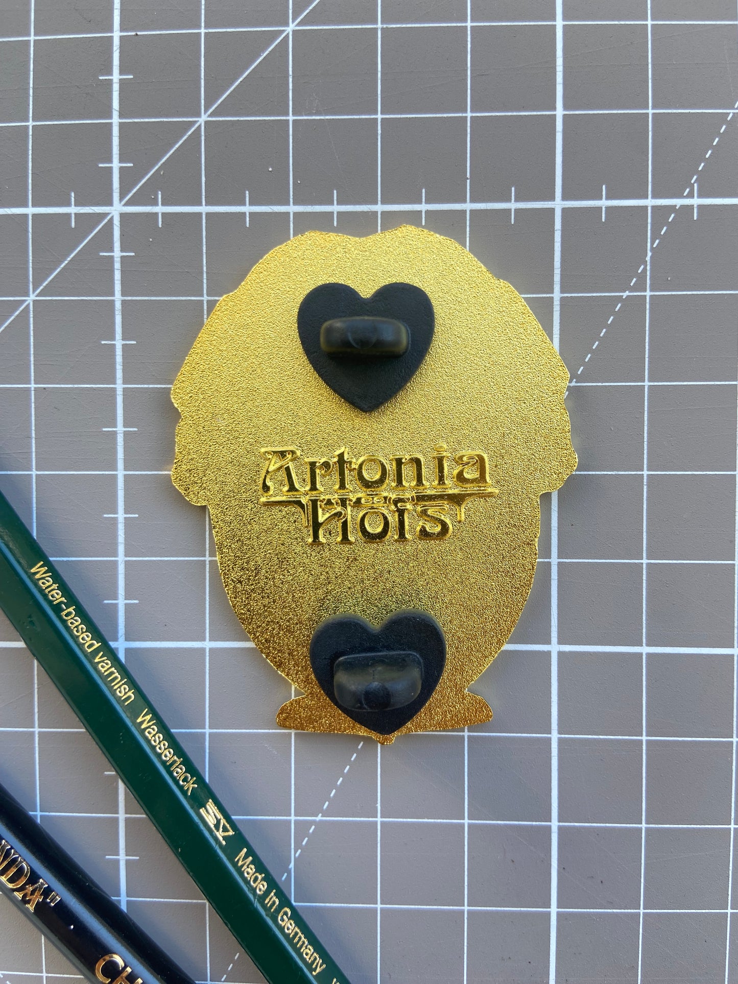 Empire of Storms ✧Enamel Pin✧ with a free gift
